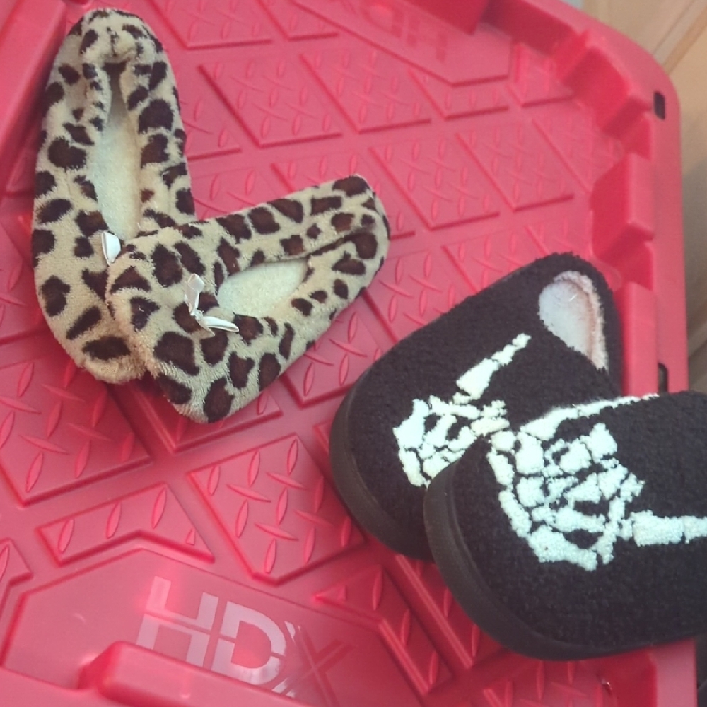 Leopard Print and Skull Slippers